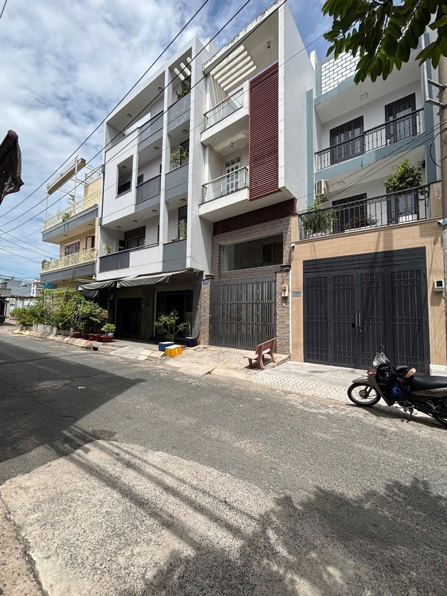 Bán gấp nhà sổ riêng 80 m2 tại Đường Hòa Bình - Hiệp Tân - Tân Phú - TP Hồ Chí Minh, giá 1,12 tỷ