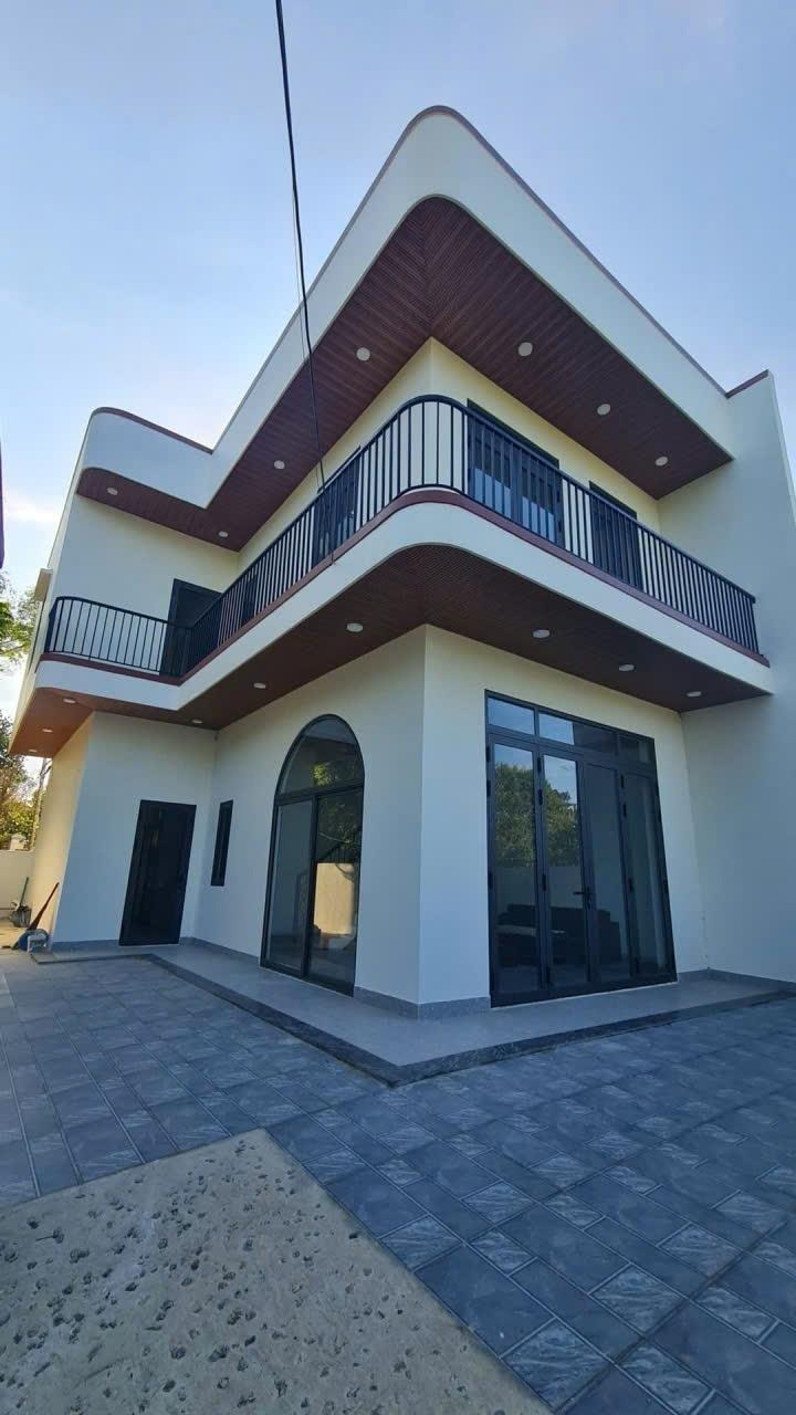 Cần bán gấp căn nhà mặt phố 120 m2 tại Đường Nam Kỳ Khởi Nghĩa - Ngũ Hành Sơn, giá 3,9 tỷ
