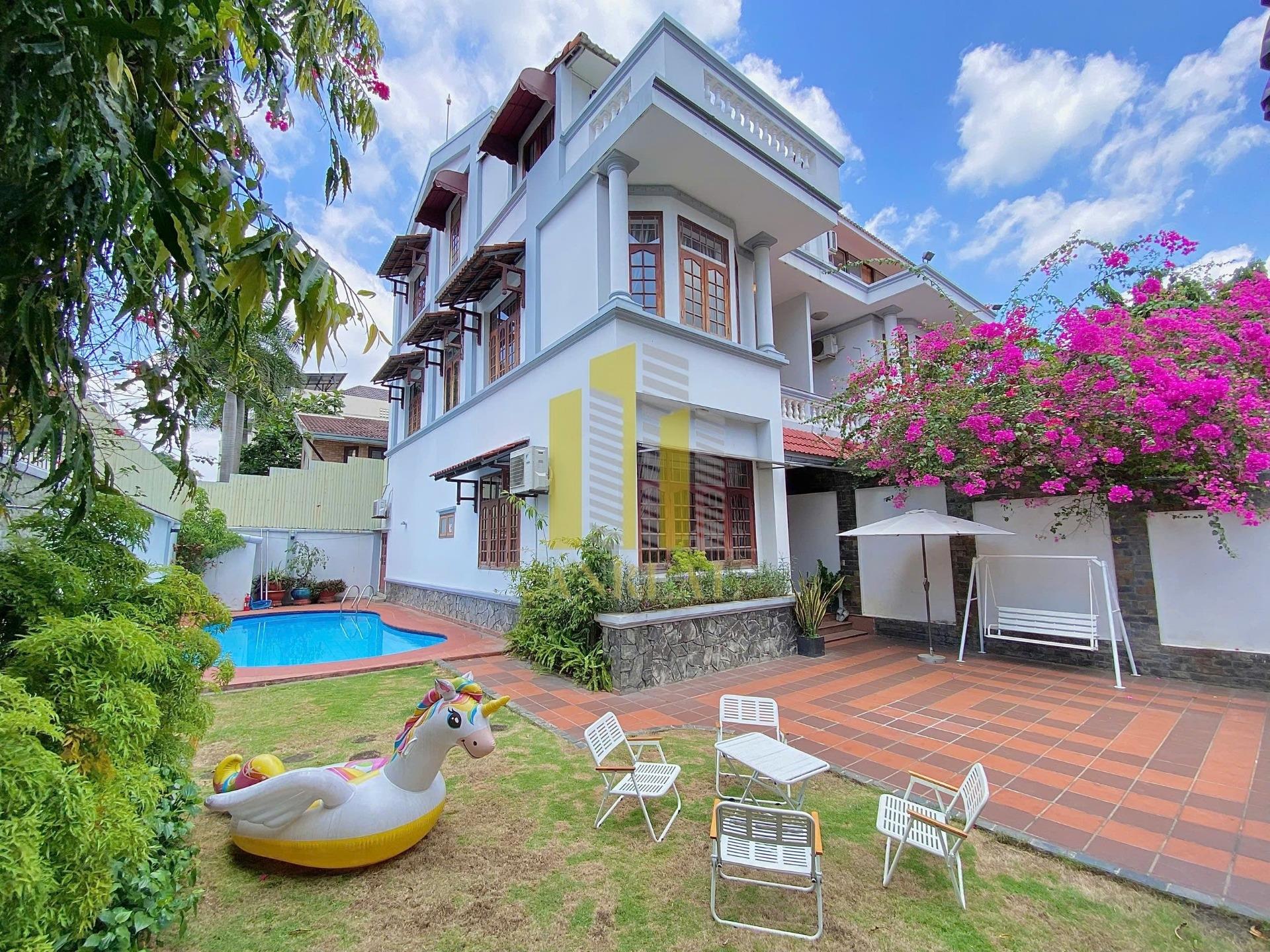 Cần cho thuê gấp căn biệt thự 250 m2 tại Quận 2 - TP Hồ Chí Minh, giá 90 triệu/tháng