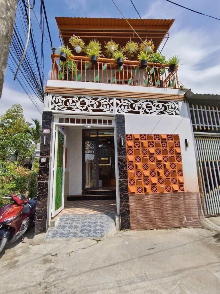 Sở hữu nhà shr 2 tầng, 48 m2, mặt tiền 4m, hướng Đông tại Hóc Môn, giá 450 triệu