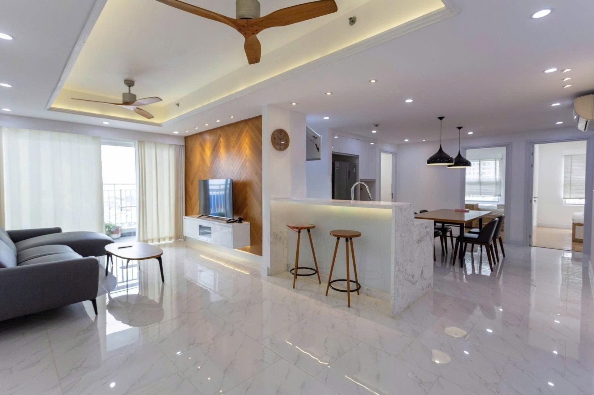 Cần bán gấp căn hộ chung cư 54 m2, giá 2,2 tỷ tại Đường Bạch Đằng - Bình Thạnh - TP Hồ Chí Minh