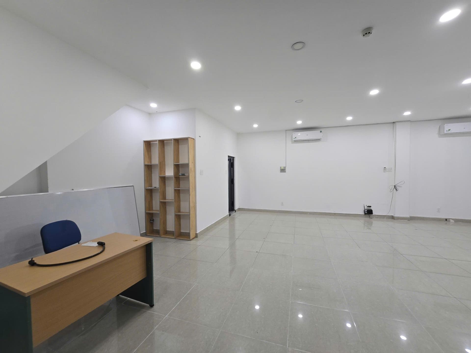 Cần cho thuê căn shophouse 68 m2 tại Đường 20 - Thủ Đức - TP Hồ Chí Minh, giá 11 tr/tháng