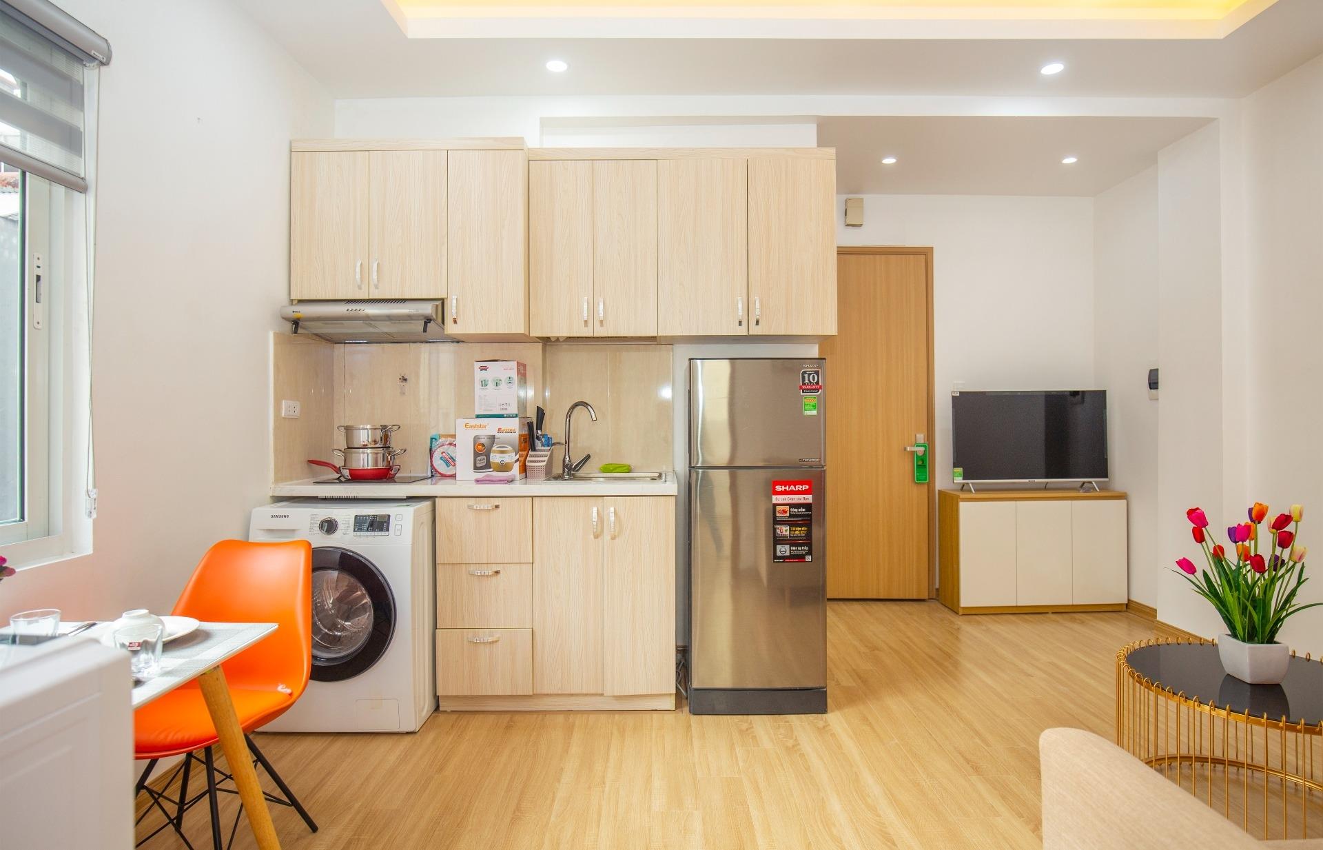 Cho thuê căn hộ dịch vụ 1PN  – Linh Lang , Ngọc Hà, Hà Nội