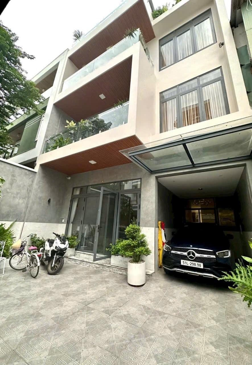 Cần bán gấp bán nhanh nhà đất 160 m2, hướng Tây-Bắc tại Đường Nguyễn Chí Thanh - Quận 5, giá 45 tỷ
