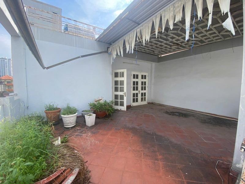 Cần cho thuê gấp căn nhà mặt phố tại Đường Nguyễn Đình Chiểu - Quận 1, 186 m2, giá 62,7 tr/tháng