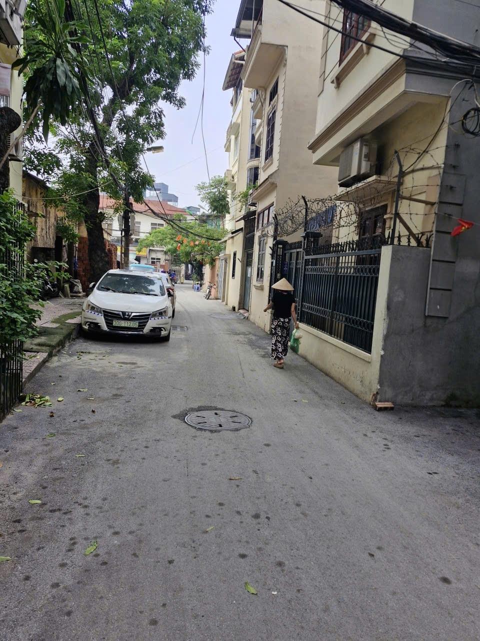 Cần bán nhà 54 m2 tại Phố Mai Dịch - Mai Dịch - Cầu Giấy - Hà Nội, giá 15 tỷ