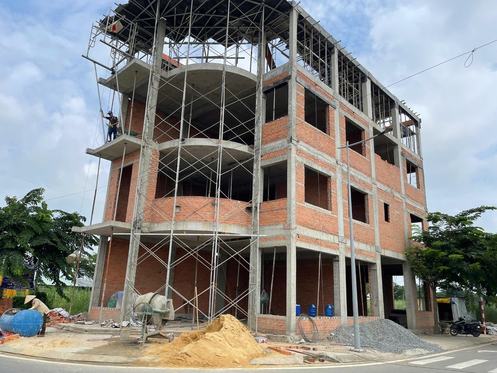 Bán nhanh căn nhà 280 m2, hướng Đông tại Đường 10 - Đức Hoà Đông - Đức Hòa - Long An, giá 3,6 tỷ