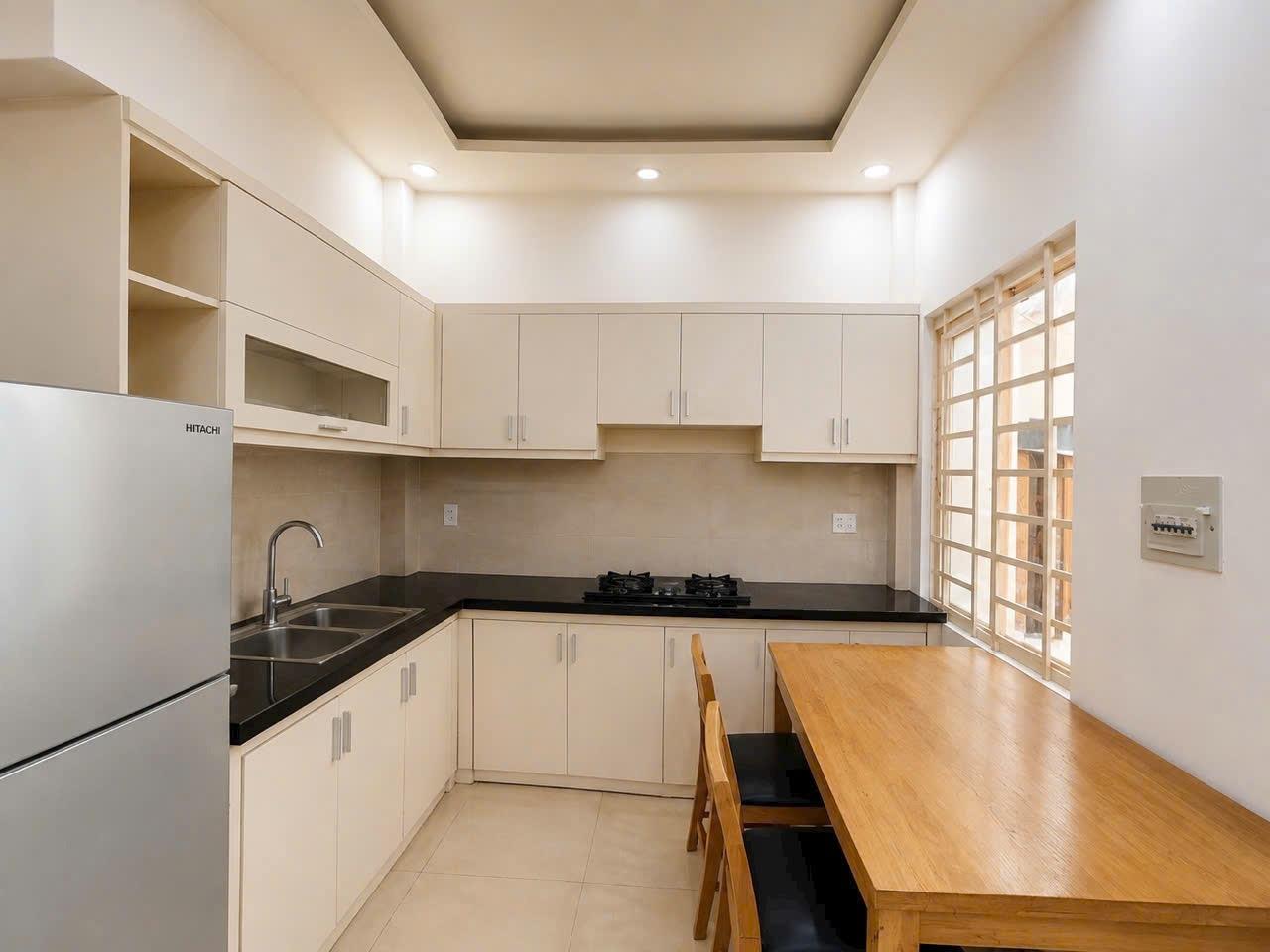 Cần bán ngay nhà sổ riêng 28 m2 tại Đường Trần Quang Khải - Tân Định - Quận 1, giá 5,2 tỷ