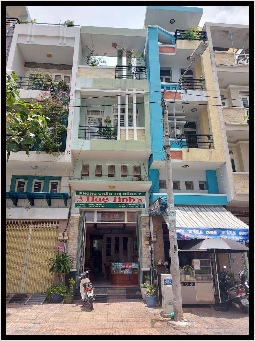 Cần bán gấp bán nhanh nhà mặt phố đẹp 52 m2 tại Đường Nguyễn Văn Đừng - Quận 5, giá 19 tỷ