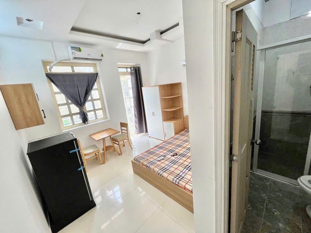 Studio Bancol Thang Máy - giá rẻ tại Tô Hiến Thành - 