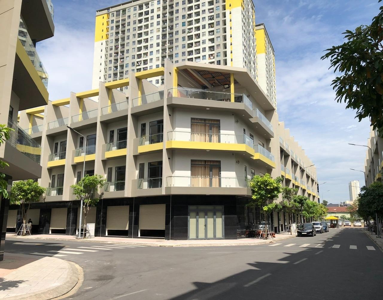 Cần bán ngay nhà mặt phố đẹp 65 m2 tại Đường Thống Nhất - Đông Hòa - Dĩ An, giá 7,7 tỷ