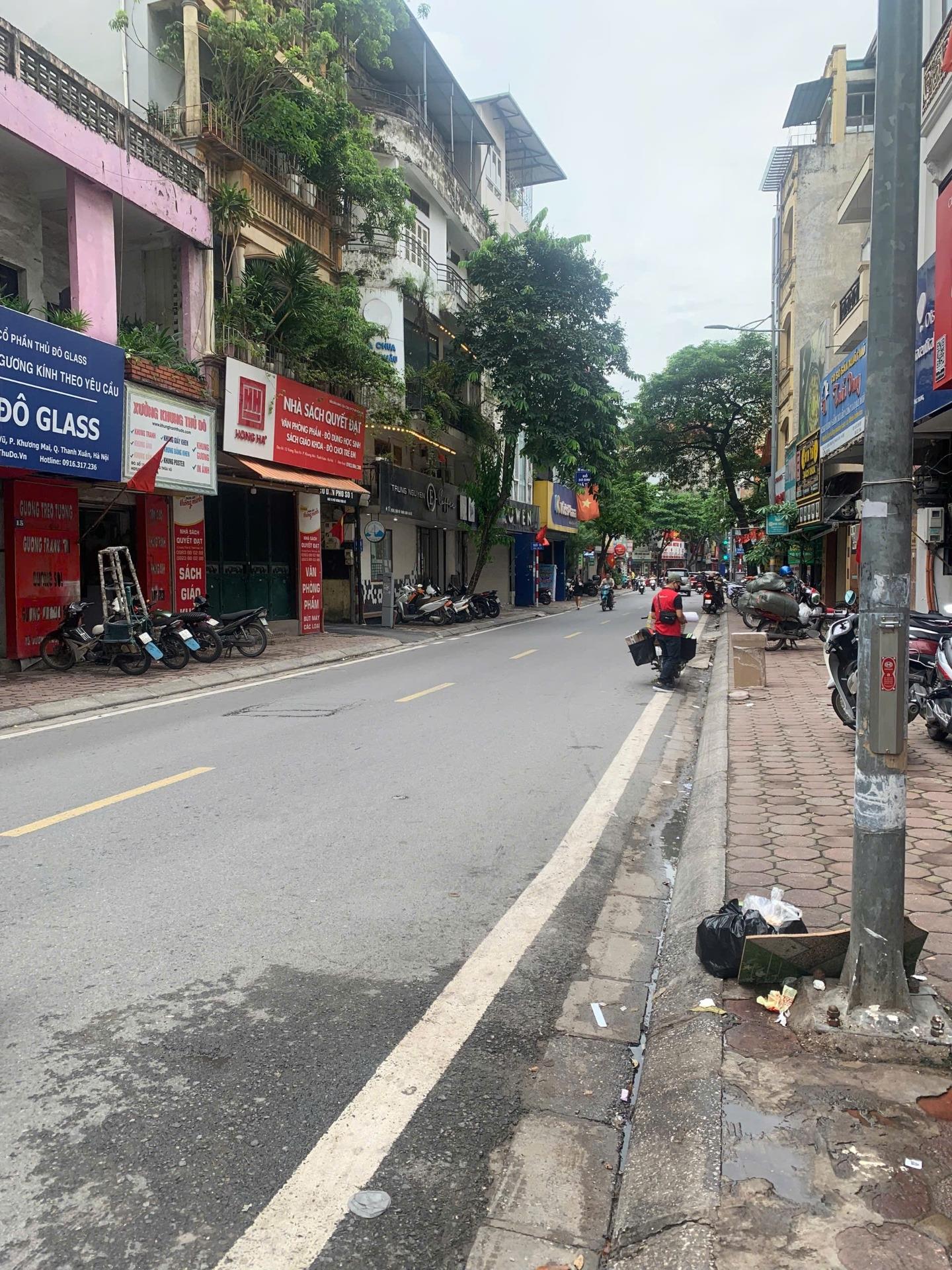 🔥2 Mặt phố Vương Thừa Vũ- Ô tô tránh -6 tầng-90m2- Thông sàn - Vỉa hè rộng 5m-Thang máy