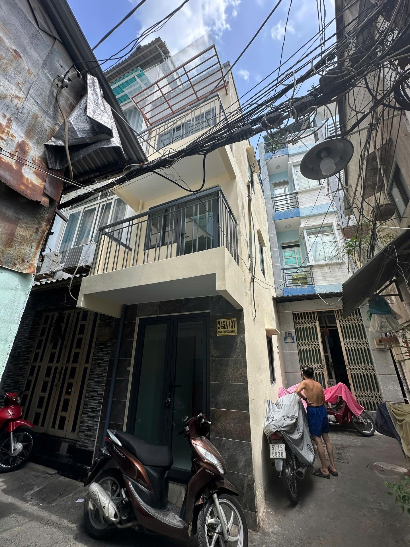 Cần bán nhà sổ hồng riêng 17 m2, hướng Nam tại Đường Ba Đình - 8 - Quận 8, giá 2,8 tỷ