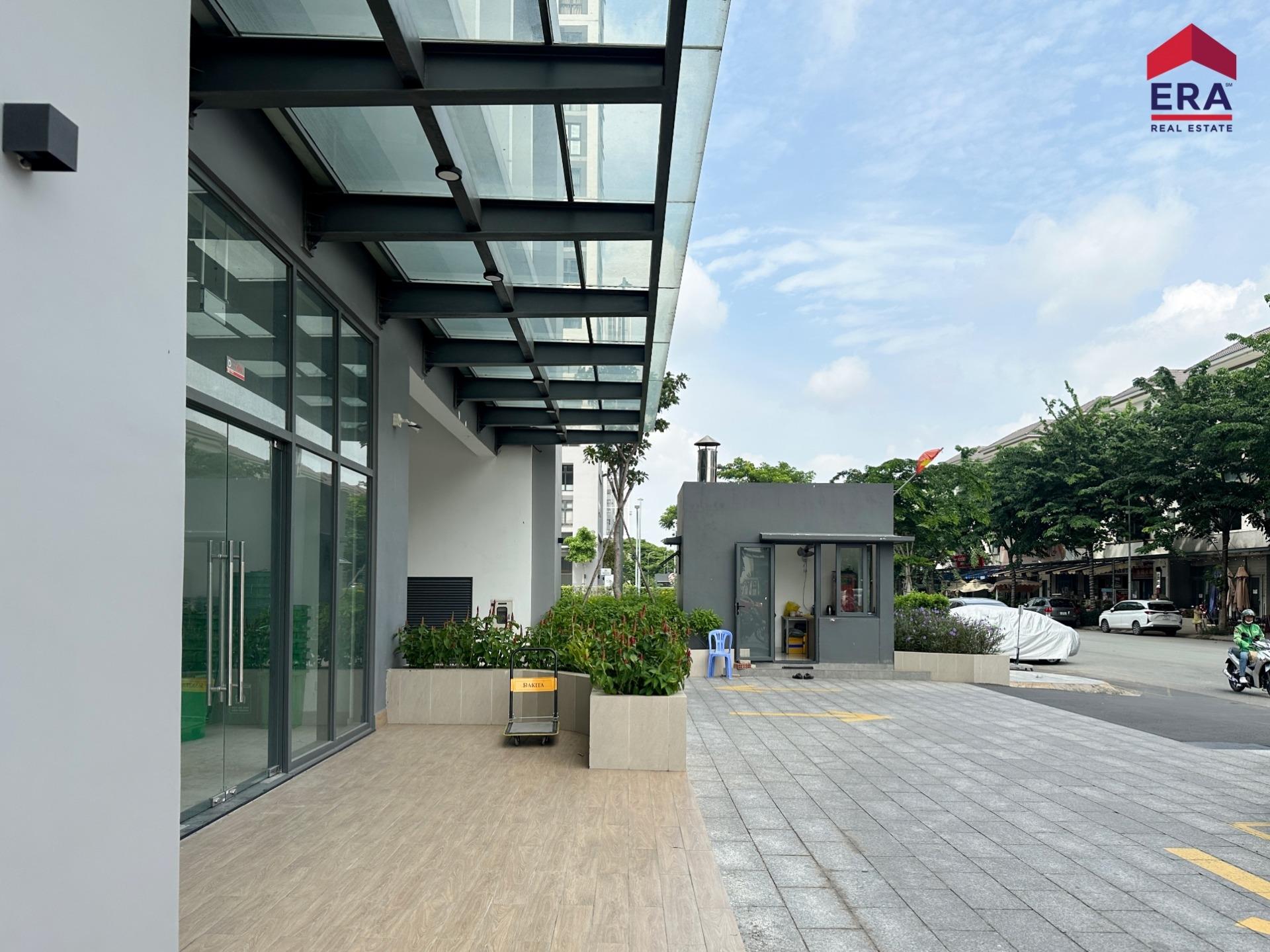 Thuê ngay nhà phố shophouse tại Quận 2 - TP Hồ Chí Minh, giá 16,525 triệu/tháng