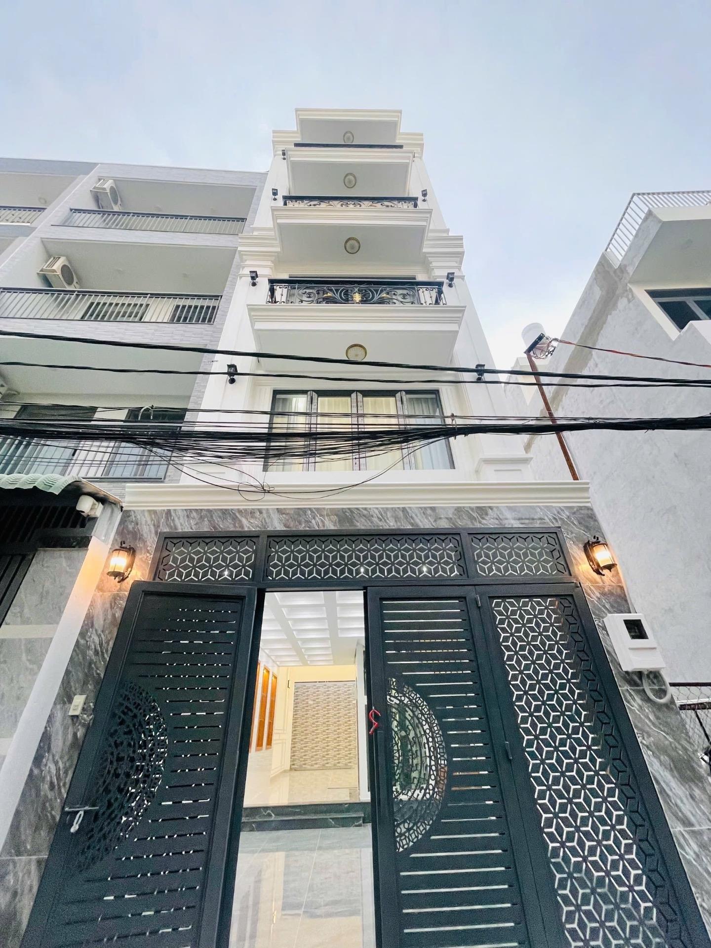 Cần bán nhà đẹp 67 m2 tại Phường Hiệp Bình Phước - Thủ Đức - TP Hồ Chí Minh, giá 12,5 tỷ