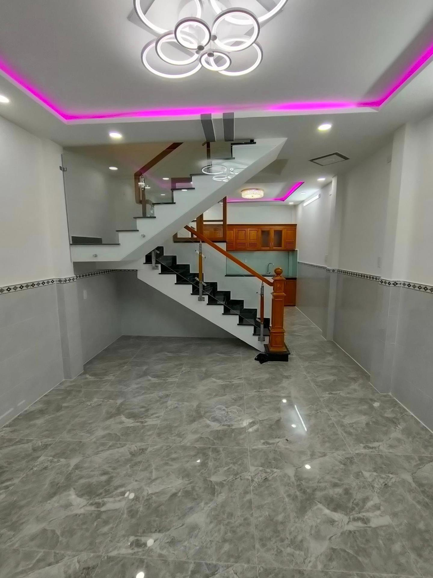 Bán gấp nhà sổ hồng riêng 58 m2 tại Đường Huỳnh Tấn Phát - Phú Xuân - Nhà Bè, giá 1,15 tỷ