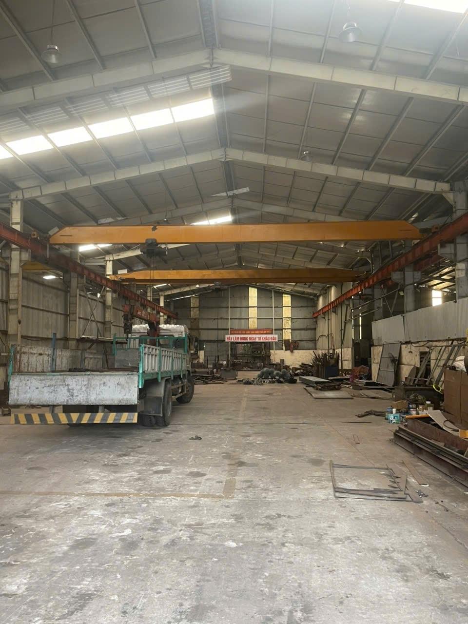 Cho thuê xưởng cơ khi 1000m QL 2 Phù Lỗ, Sóc Sơn, sẵn cẩu trục