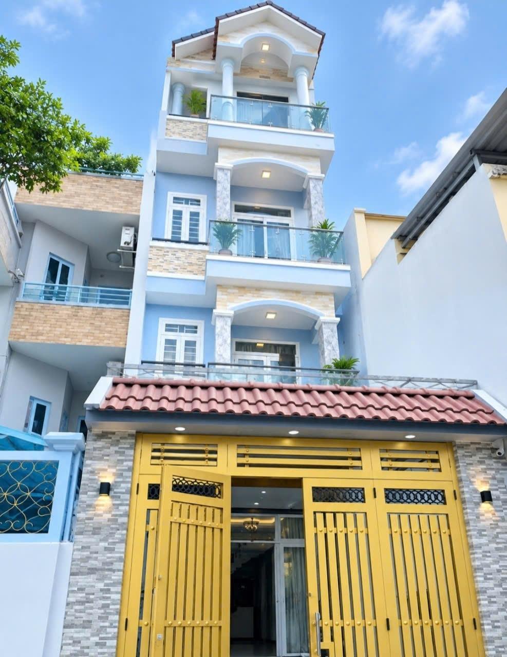 Cần bán gấp nhà đẹp 80 m2 tại Đường Trương Phước Phan - Bình Trị Đông - Bình Tân, giá 8 tỷ