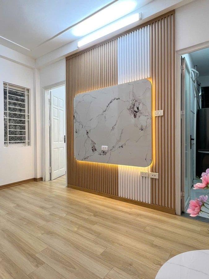 Cần bán gấp bán nhanh căn chung cư 42 m2, giá 2 tỷ tại Thị trấn Cầu Diễn - Nam Từ Liêm - Hà Nội