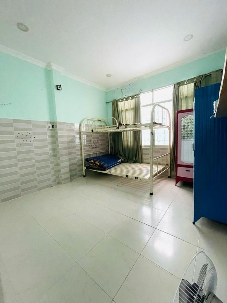 Sở hữu ngay nhà riêng sổ đỏ 24 m2 tại Quận 11 - TP Hồ Chí Minh, giá 3,9 tỷ