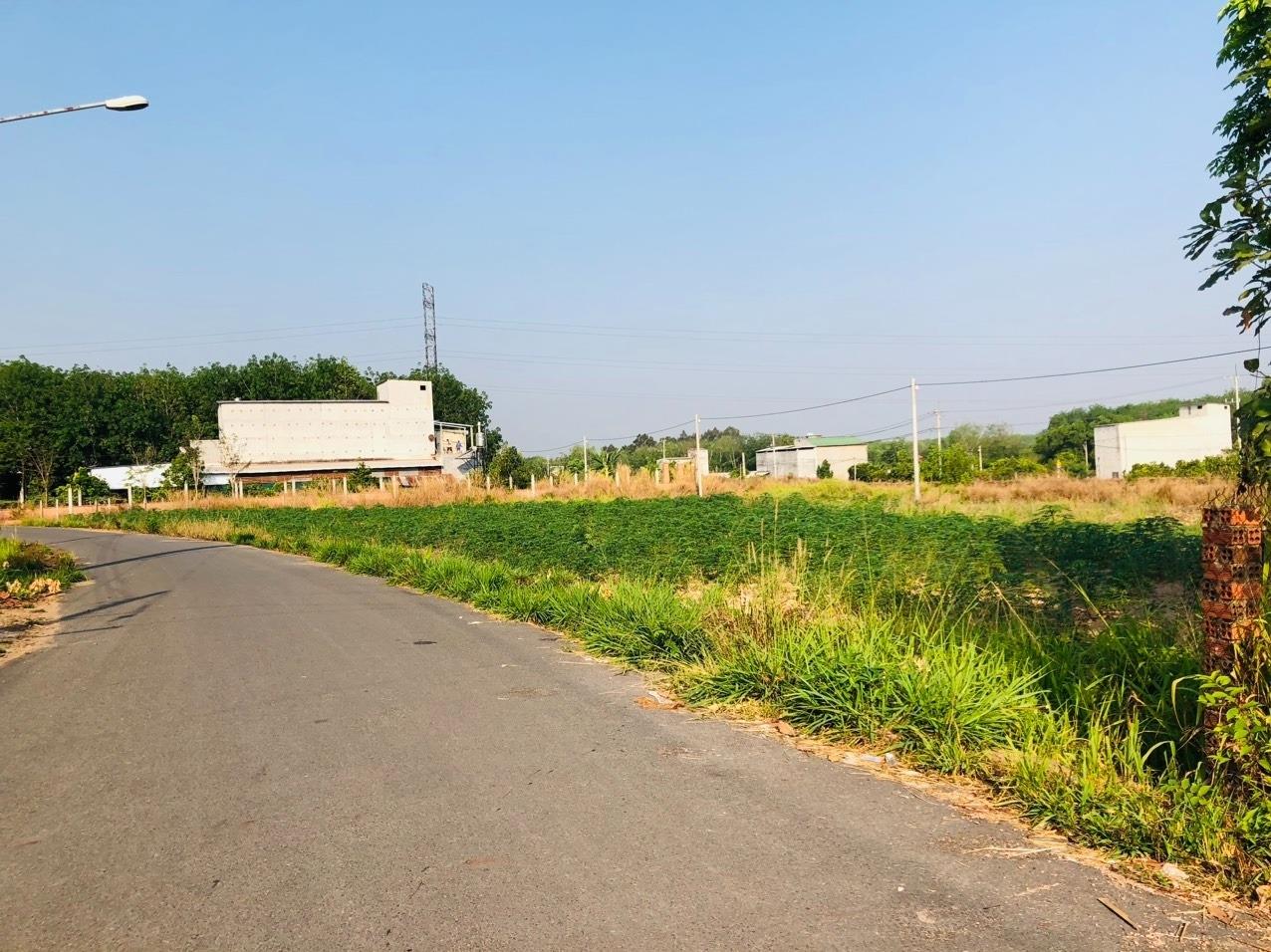 Cần bán gấp bán nhanh miếng đất 700 m2 tại Huyện Chơn Thành - Bình Phước, giá 680 tr