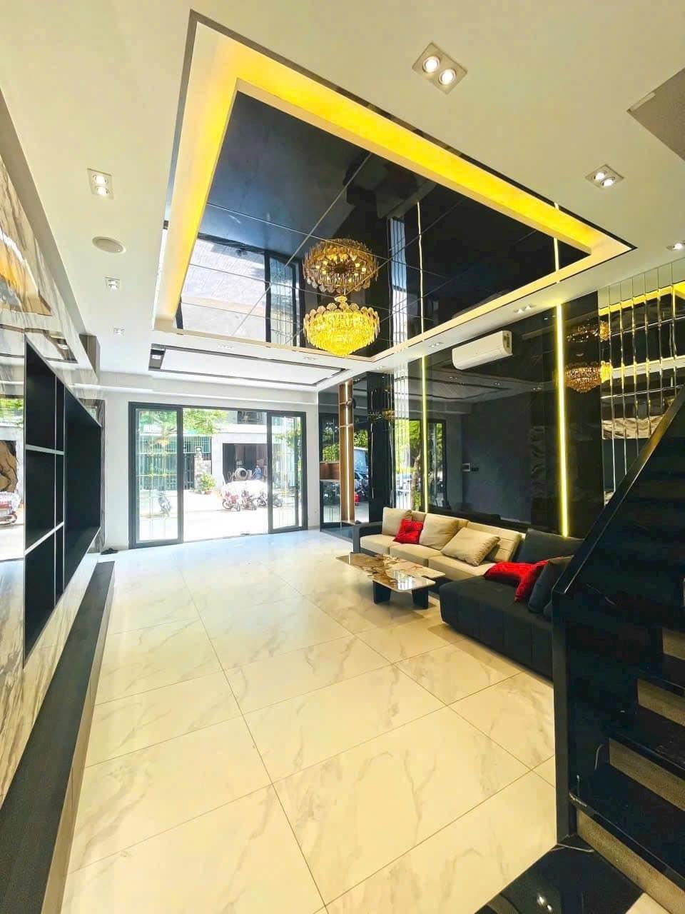 Cần bán nhanh nhà sổ riêng 64 m2 tại Đường Vườn Lài - An Phú Đông - Quận 12, giá 2,35 tỷ