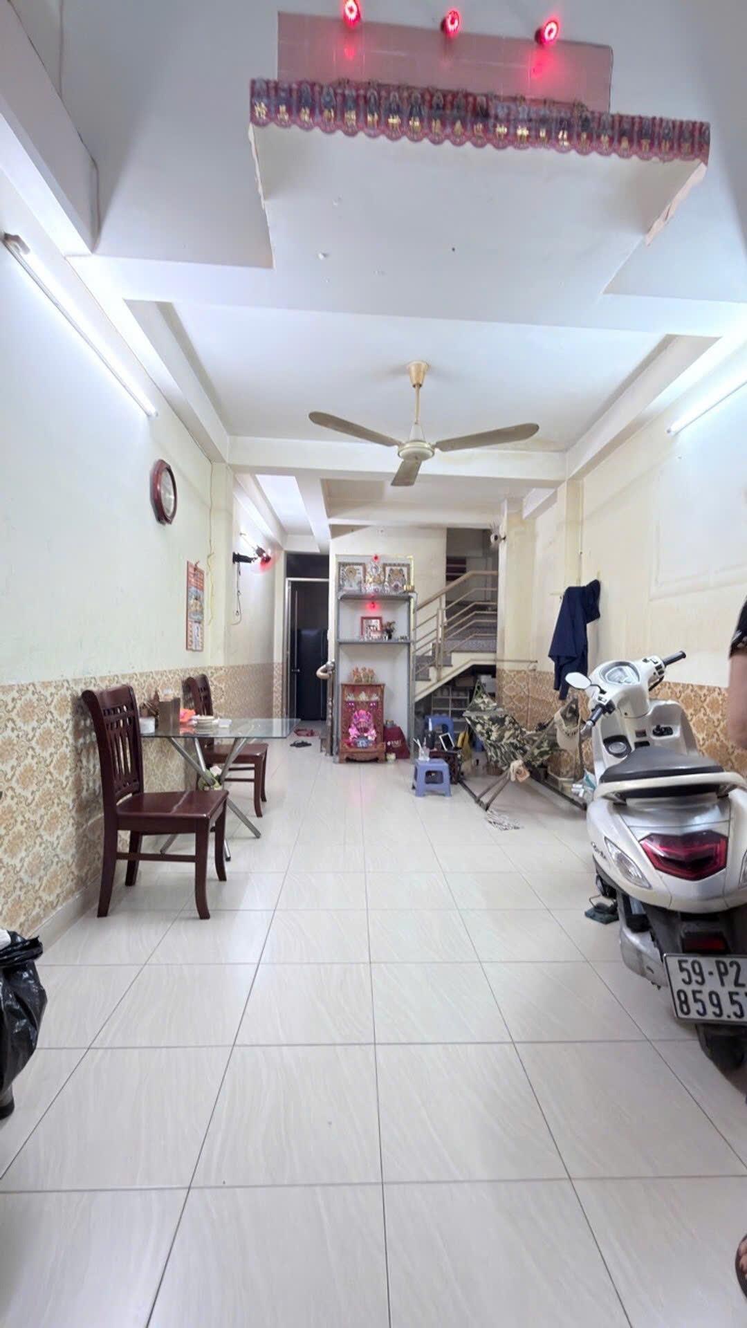 Bán căn nhà đẹp 37 m2 tại Đường Tô Hiến Thành - 13 - Quận 10 - TP Hồ Chí Minh, giá 5,99 tỷ