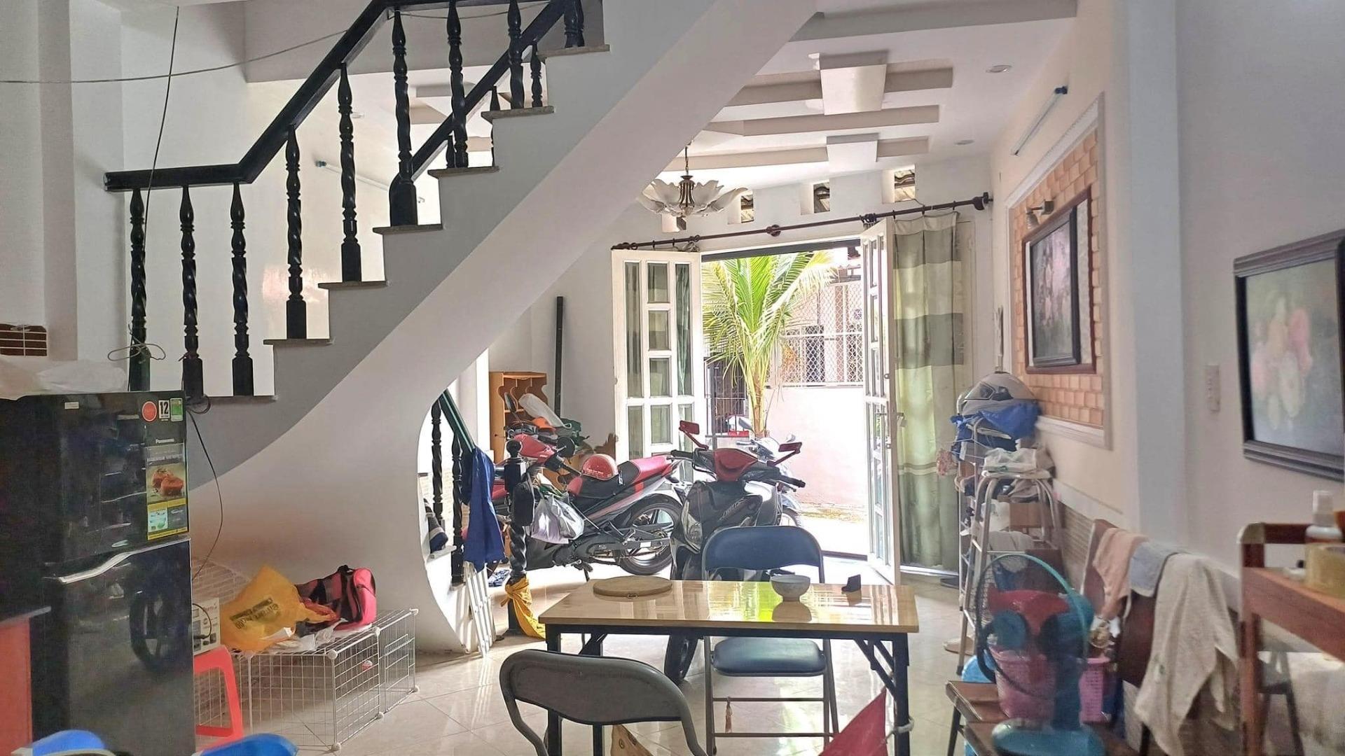 Cần bán nhanh nhà đất 64 m2 tại Đường Huỳnh Tấn Phát - Bình Thuận - Quận 7, giá 1,35 tỷ