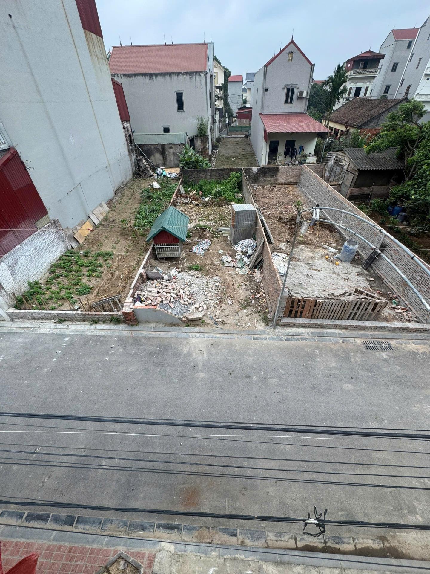 Cần bán đất 76 m2, hướng Đông tại Nguyên Khê - Đông Anh - Hà Nội, giá 7,2 tỷ