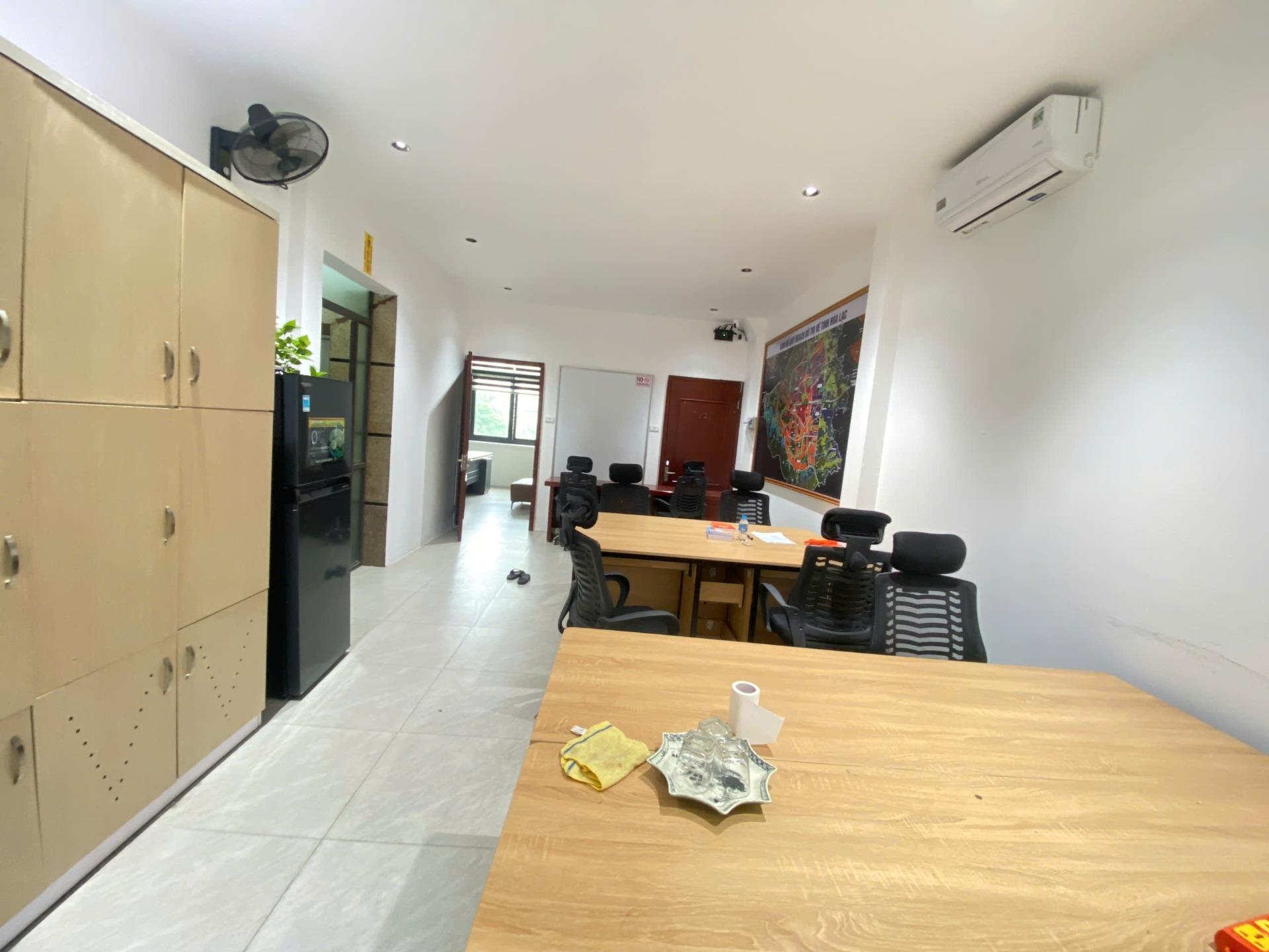Cho thuê nhà biệt thự, liền kề 80 m2 tại Đường Hàm Nghi - Nam Từ Liêm - Hà Nội, giá 16 tr/tháng