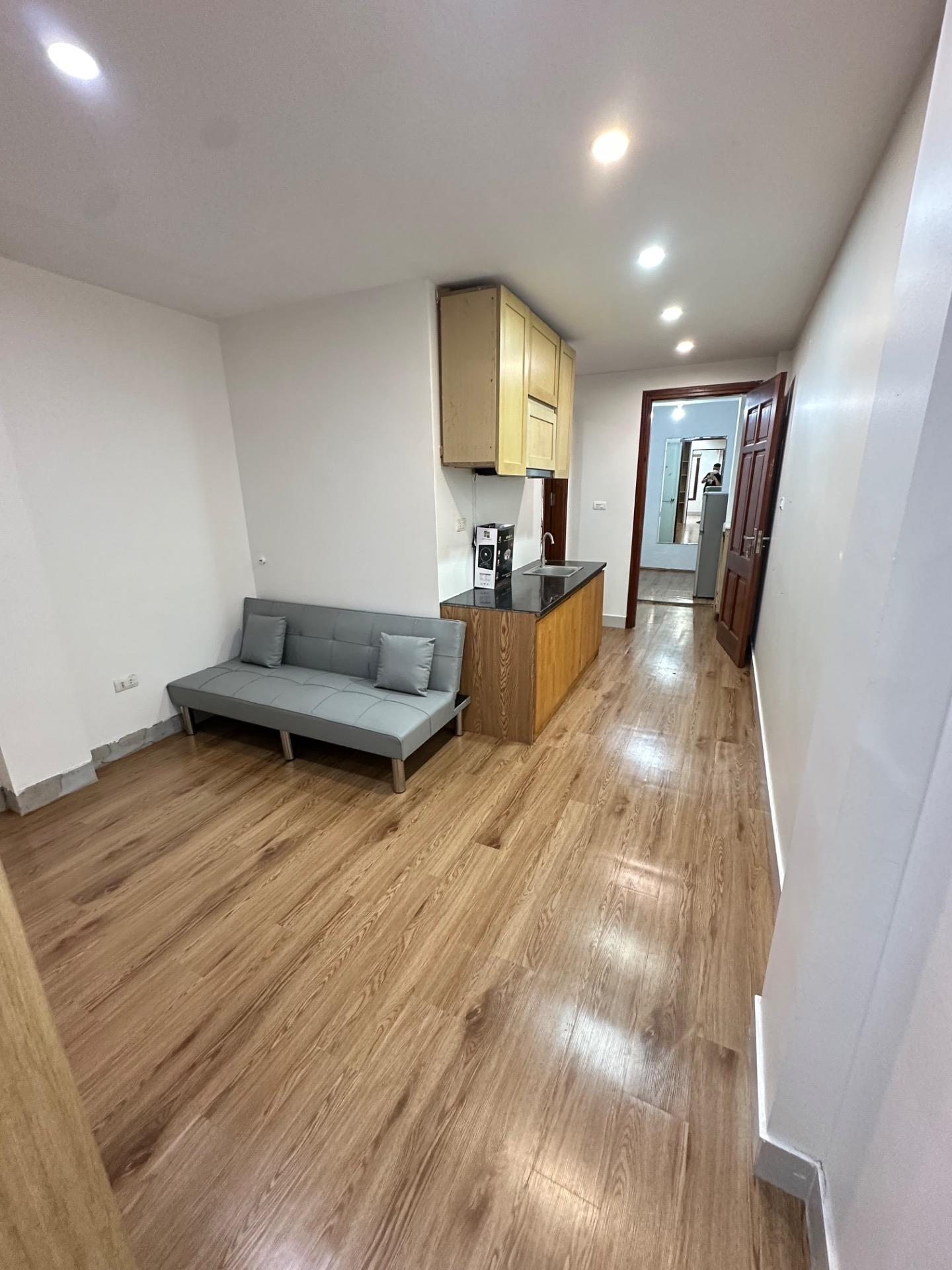 Thuê ngay nhà trọ, phòng trọ 40 m2 tại Phố Phương Liệt - Thanh Xuân, giá 6,3 triệu/tháng