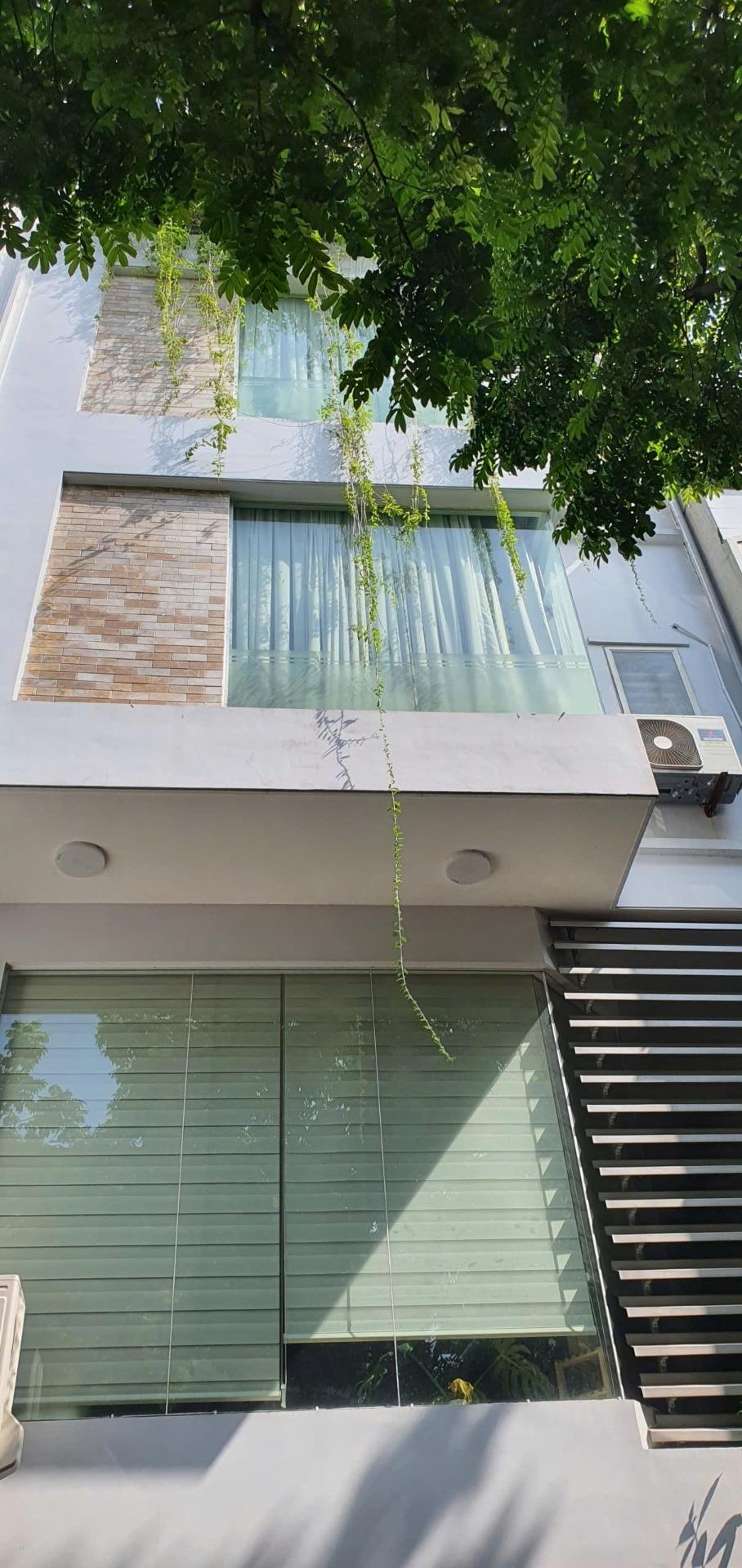 Sở hữu nhà sổ hồng riêng 50 m2 tại Đường Lĩnh Nam - Lĩnh Nam - Hoàng Mai - Hà Nội, giá 23 tỷ