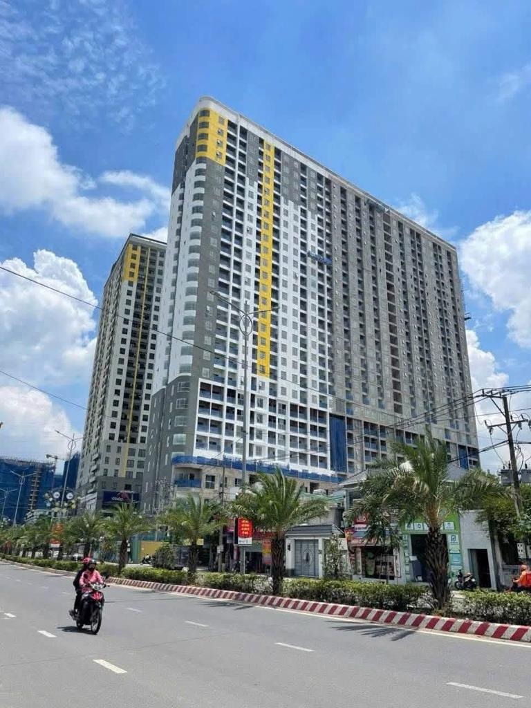 Mặt Bằng Cho Thuê Dài Hạn, Ưu Đãi Phí Thuê Năm Đầu Tiên. An ninh 24/7, sức chứa tối đa 50 người