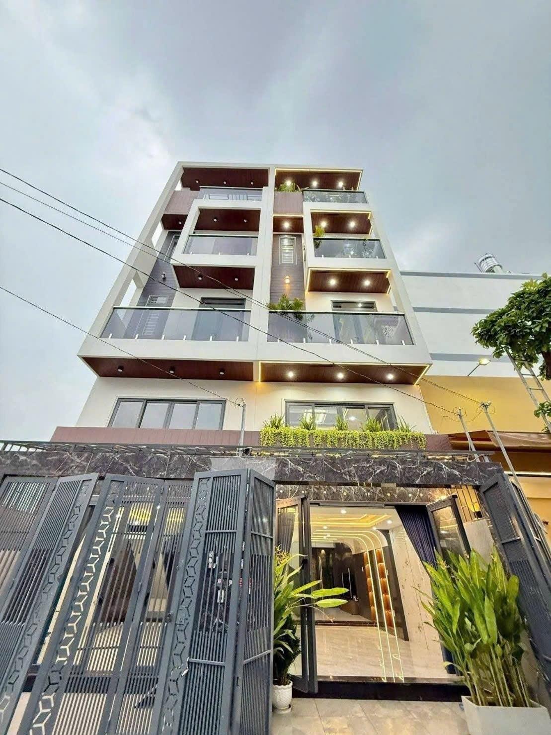 Sở hữu ngay nhà mặt tiền 62 m2, hướng Tây-Bắc tại Phường Thạnh Lộc - Quận 12, giá 6,35 tỷ