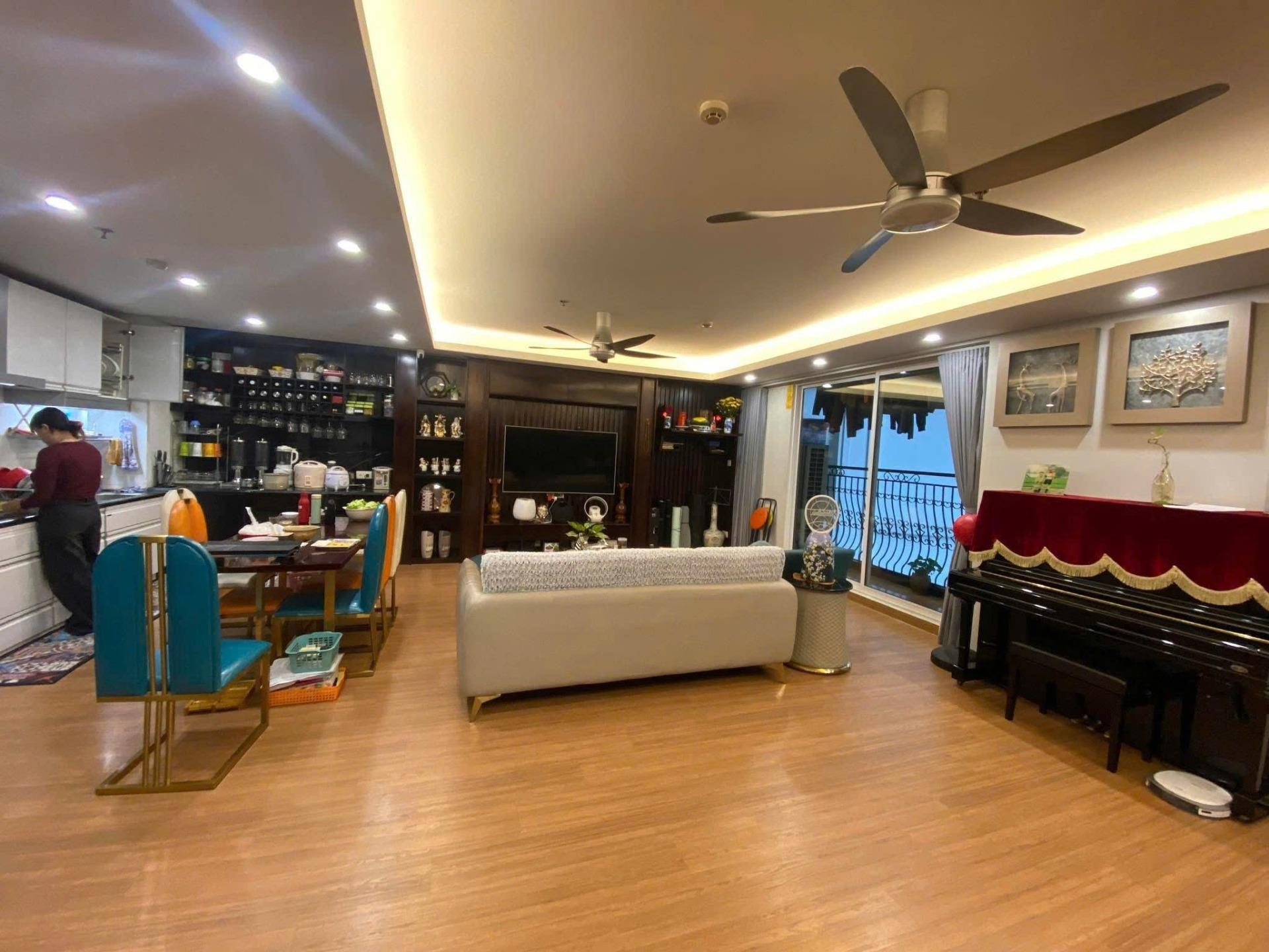 Sở hữu ngay nhà chung cư 115,5 m2, giá rẻ tại Phố Yên Phụ - Trúc Bạch - Ba Đình - Hà Nội