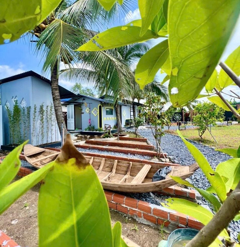 Cần bán nhanh lô đất nền 13000 m2 tại Tân Trung - Gò Công - Tiền Giang, giá 24,5 tỷ
