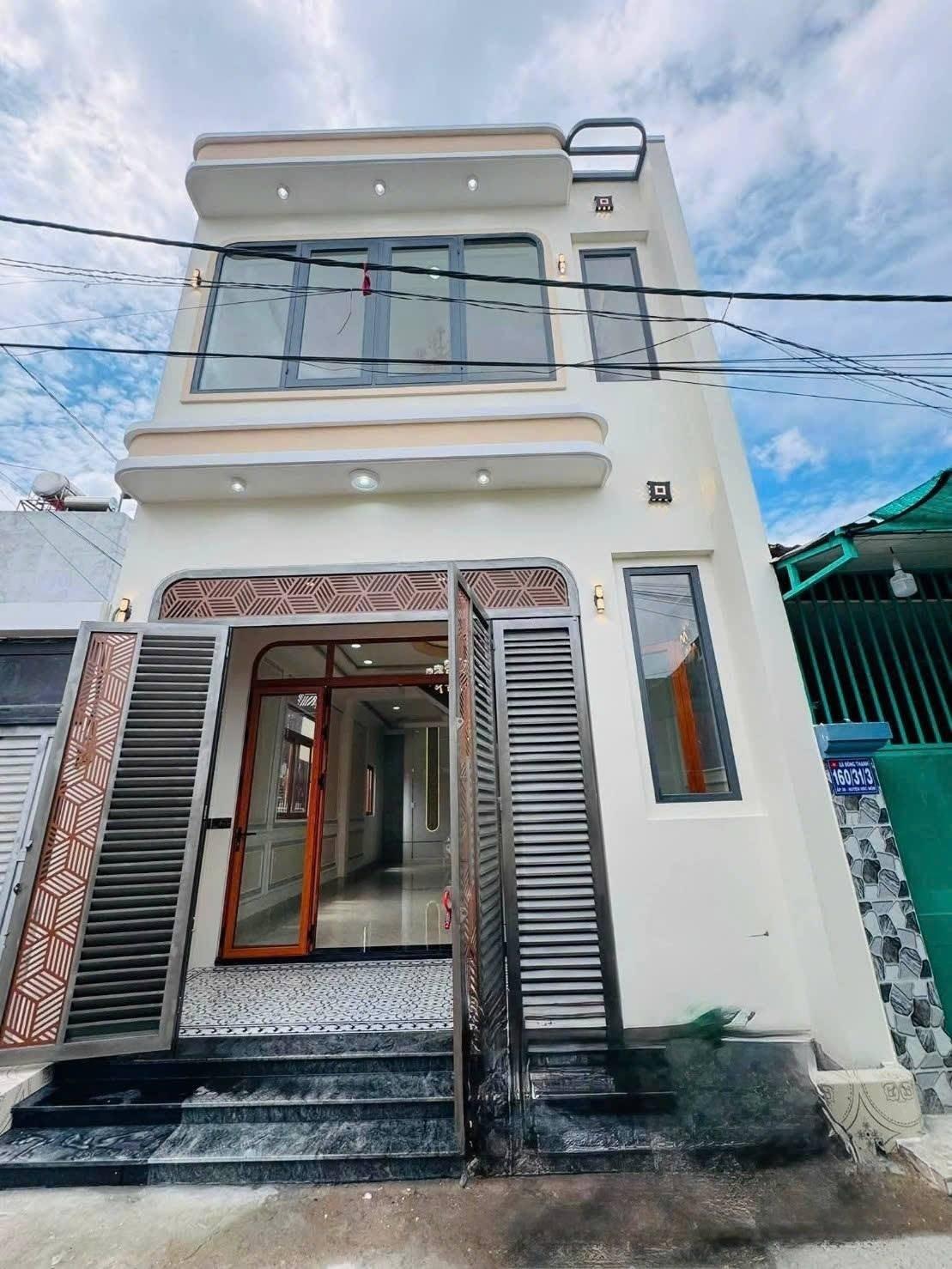 Bán nhanh nhà sổ hồng riêng 52 m2 tại Đường Tân Thới Hiệp 10 - Tân Thới Hiệp - Quận 12, giá 2,8 tỷ