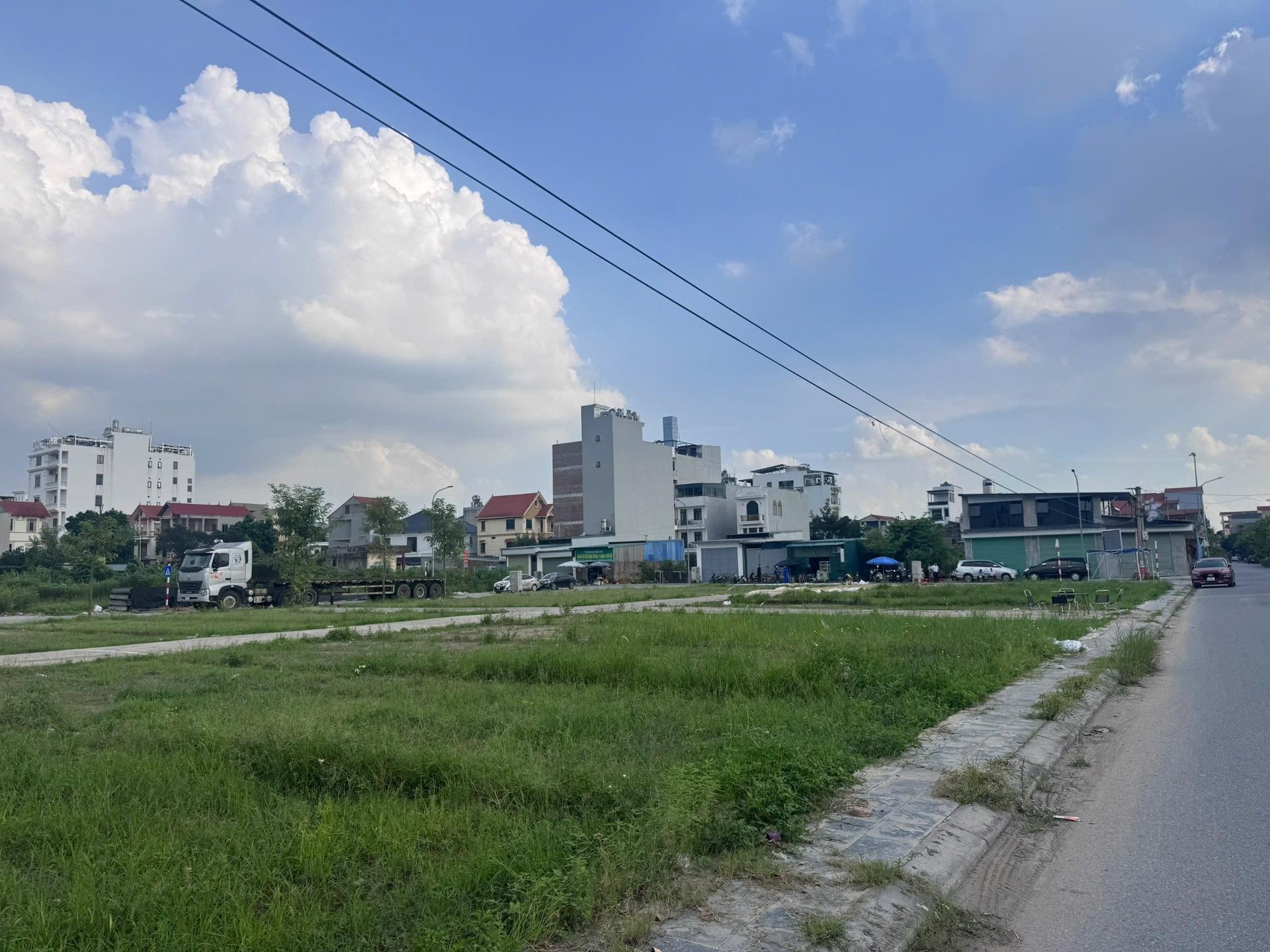Cần bán nhanh mảnh đất 96 m2 tại Xã Kim Nỗ - Đông Anh - Hà Nội, giá 8,26 tỷ