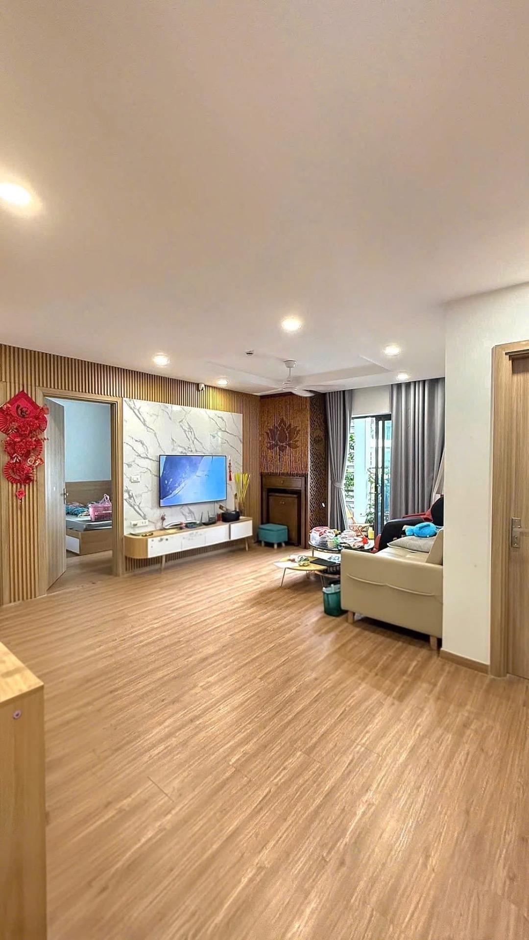 Sở hữu căn 100 m2, giá 7 tỷ tại Phường Sài Đồng - Long Biên - Hà Nội