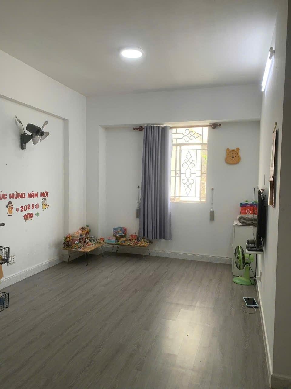 Cần cho thuê căn chung cư 50 m2 tại Đường Trường Sa - Quận 3 - TP Hồ Chí Minh, giá 6 triệu/tháng