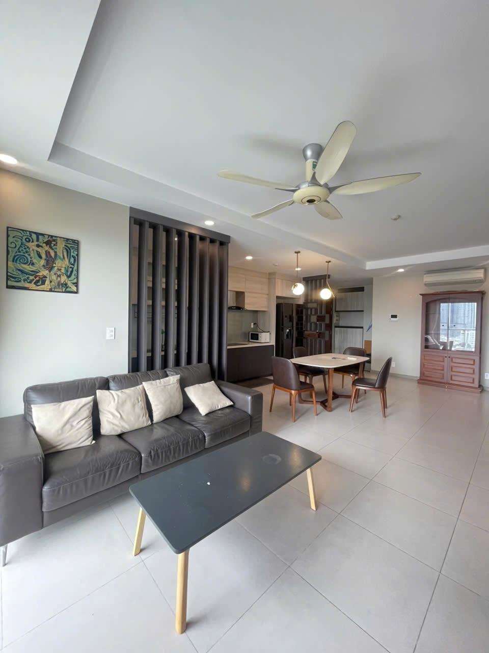 Cho thuê căn hộ 117 m2 tại Đường Bến Vân Đồn - 1 - Quận 4 - TP Hồ Chí Minh, giá 26 triệu/tháng