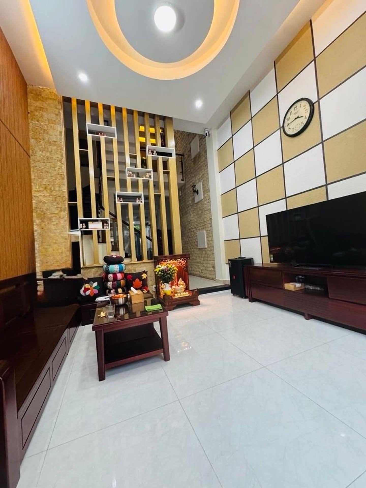 Bán gấp nhà shr 84 m2 tại Đường Lý Chiêu Hoàng - An Lạc - Bình Tân - TP Hồ Chí Minh, giá 8,4 tỷ