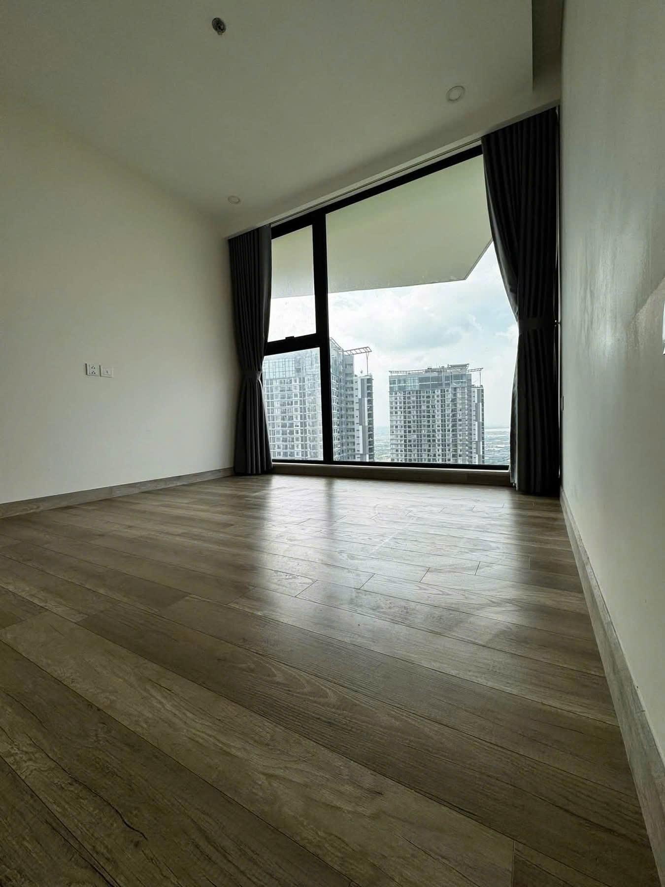 Cần bán gấp nhà chung cư 73 m2, giá 4,9 tỷ tại Đường Trúc - Xuân Quan - Văn Giang - Hưng Yên