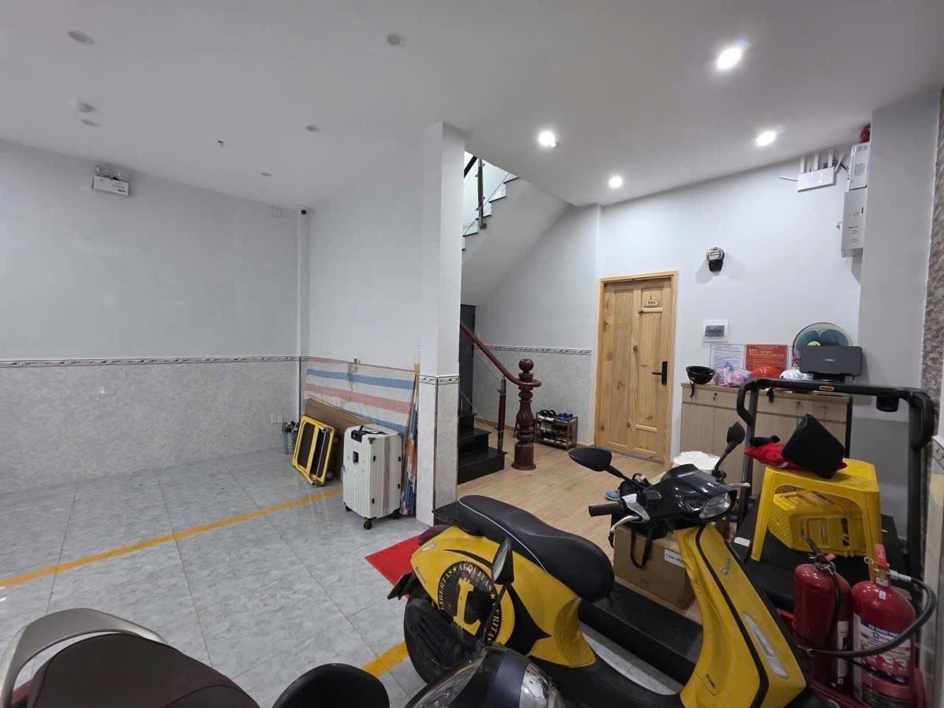 Bán nhanh nhà phố 50 m2 tại Đường Quốc Lộ 22 - Xuân Thới Sơn - Hóc Môn, giá 5,4 tỷ