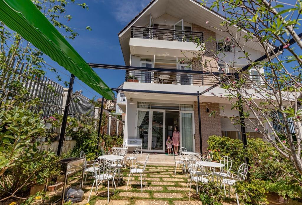 Cần bán nhanh biệt thự siêu đẹp 306 m2, giá rẻ tại Phường 10 - Đà Lạt - Lâm Đồng
