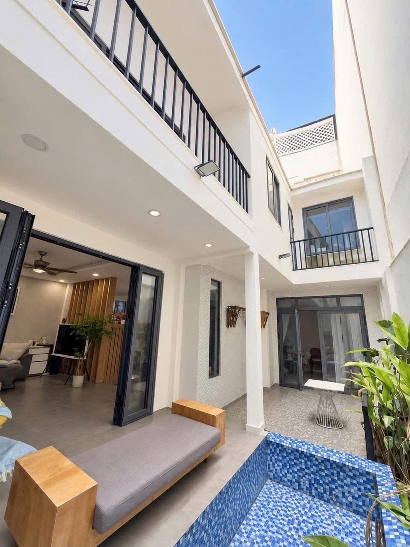 Bán nhanh căn nhà mặt phố 100 m2 tại Đường Nguyễn Văn Đậu - 11 - Bình Thạnh, giá 8,1 tỷ