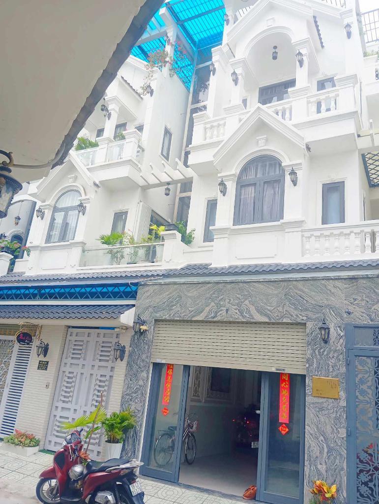 Cần bán căn nhà đẹp 84 m2 tại Đường Lê Văn Lương - Phước Kiển - Nhà Bè, giá 6,15 tỷ