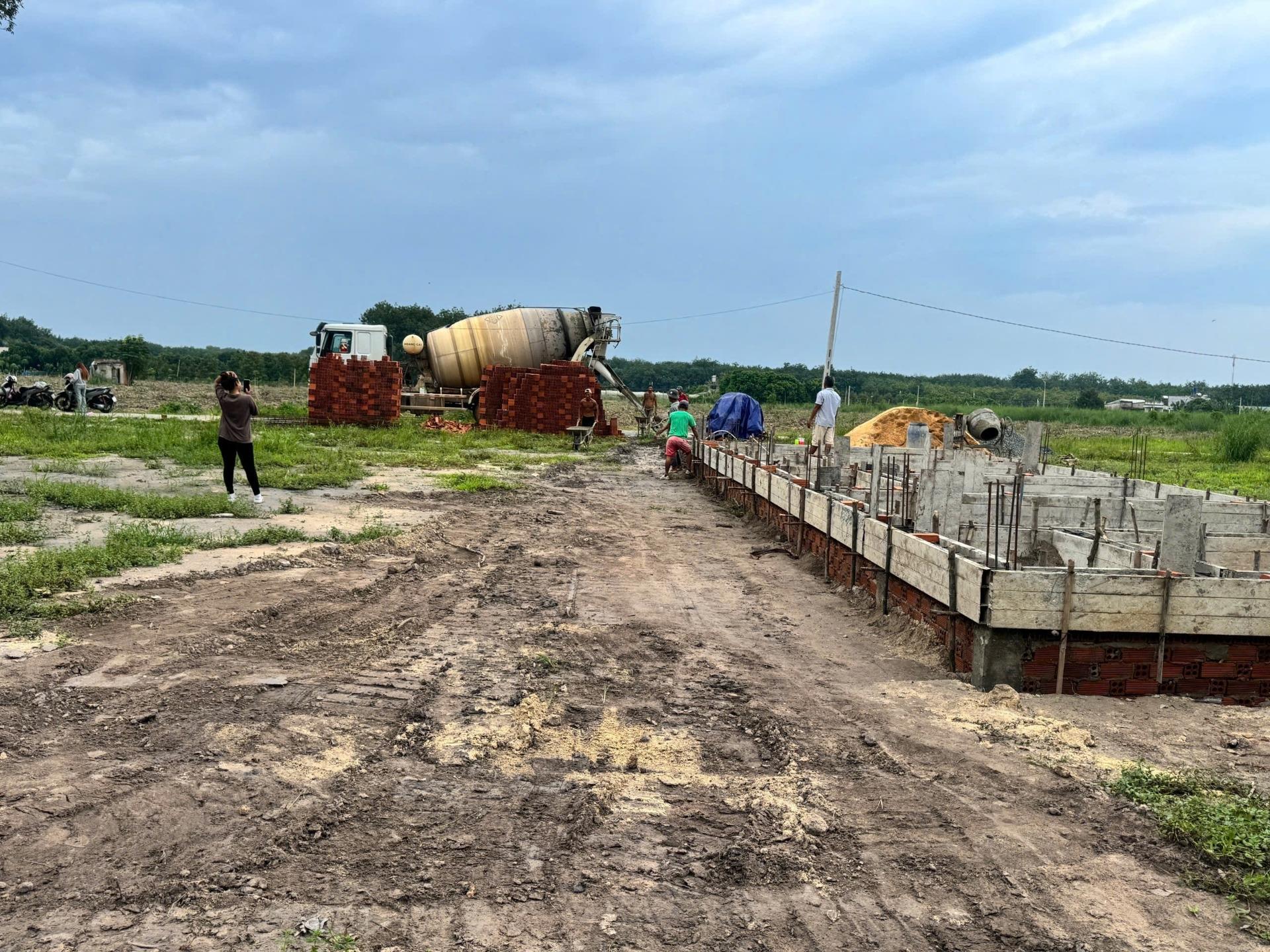 Bán nhanh lô đất sổ riêng 275 m2 tại Đường Cao Bá Quát - Chơn Thành - Bình Phước, giá 685 tr