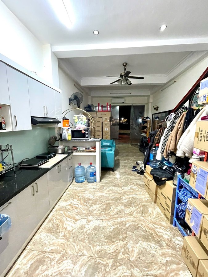 Bán Nhà Tây Sơn. Đống Đa. Ô Tô. Vỉa Hè. DT 45m2. MT 4.3. 5 Tầng. Giá 16.6 Tỷ. 