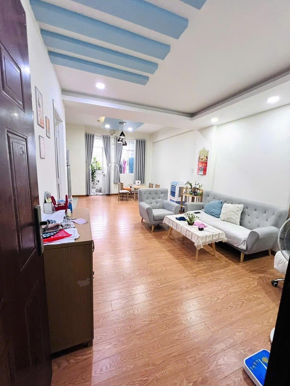 Cần cho thuê chung cư 85 m2 tại Đường Nguyễn Sỹ Sách - Tân Bình, giá 8,5 triệu/tháng